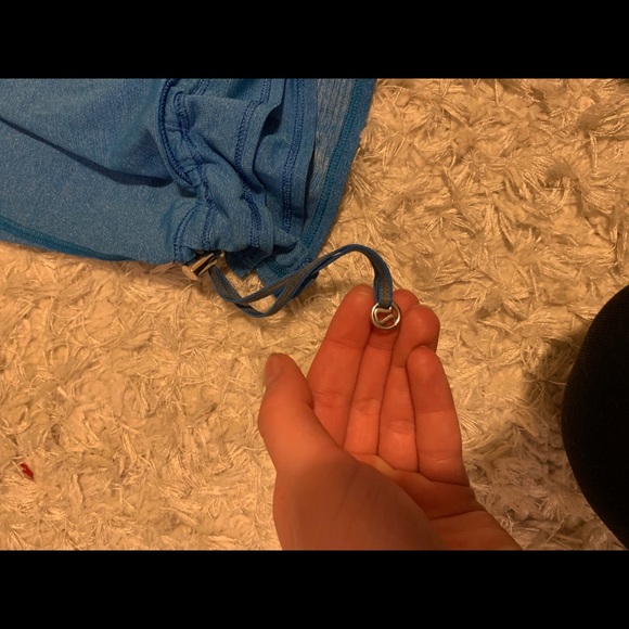 Blue floral lululemon tank top - Picture 6 of 6